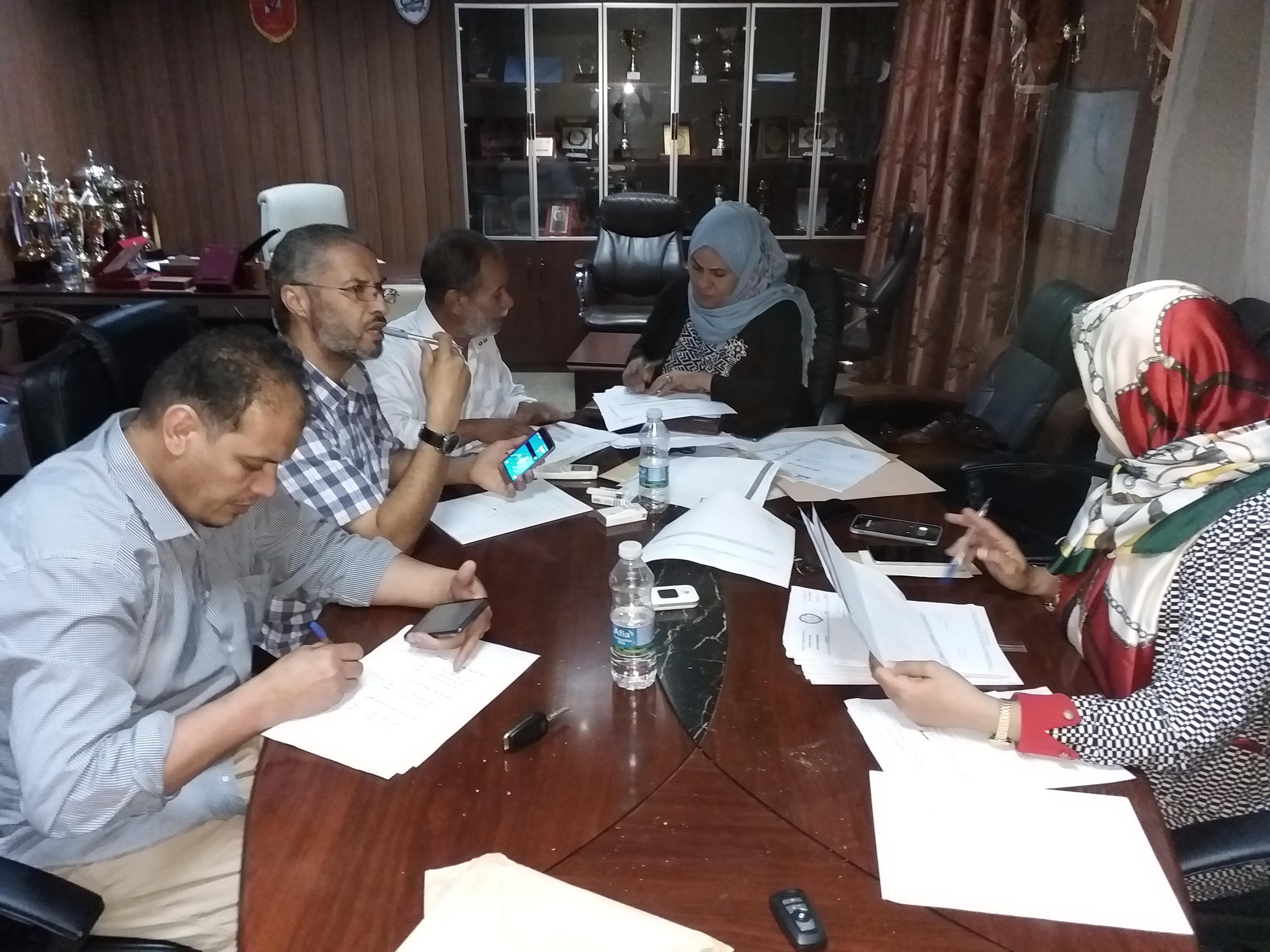 اجتماع   اللجنة العليا للامتحانات (بجامعة الزاوية)